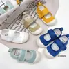 Tênis de Lona Infantil Verão Meninas Novos Sapatos para Crianças Pequenas Casuais Solado Macio Sapatos de Tecido para Bebê Creche Interno Sapatos Brancos