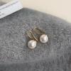 Aretes de Perlas de Vidrio de Lujo Nicho para Mujer, Simples, Modernos, Versátiles Aretes de Zirconia, Únicos, de Alta Gama y Elegantes