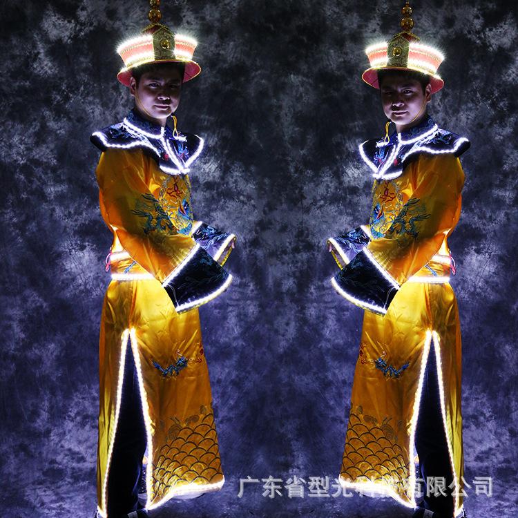 皇帝服4.jpg