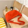 Bolsa de Bolinho Colorida Fresca Amiga da Atmosfera ao Ar Livre para Mulheres, Perfeita para Passeios de Primavera, Bolsa de Ombro para Viagens e Deslocamentos, Bolsa Transversal Versátil