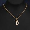 Collar con Letra Inglesa de Nuevo Estilo Primavera 2026 Transfronterizo para Mujer, Joyería de Moda y Exquisita con Colgante de Corona de Pedrería Microincrustada Tendencia