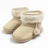 26 nuevos modelos de invierno de botas de nieve para niños, zapatos cálidos de algodón afelpado para niñas, botines cortos para bebés niños, botas peludas de suela blanda