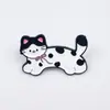 Broche de Cachorro e Gato Felizes em Desenho Animado, Animal de Estimação Fofo Vestindo Roupas, Insígnia de Pino Decorativa para Mochila, Acessórios de Liga
