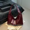 Bolsa de ombro de cor sólida estilo vintage, nova bolsa tote tendência verão 2026 versão coreana, bolsa de ombro casual de grande capacidade