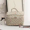 Fornecimento transfronteiriço grande capacidade estilo coreano bolsa de cosméticos portátil bolsa de mamãe bolsa de armazenamento floral bolsa de fraldas acolchoada bolsa de batom