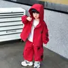 Traje Deportivo para Niños Primavera y Otoño 2026 Nuevo Estilo Coreano Rompevientos Guapo para Niños Conjunto de Dos Piezas Niño Pequeño Comercio Exterior