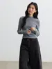 Camiseta Base de Lana de Seda de Cuello Alto para Mujer, Suéter de Color Sólido Nuevo Otoño/Invierno 2026, Corte Ajustado, Top de Punto Amigable con la Piel