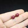 Pendientes de botón de plata de ley S925 Oro Púrpura Cinabrio para Mujer, Pendientes de botón de plata de ley S925 Oro Púrpura con forma de frijol rojo de nicho, Pendientes de cuenta redonda