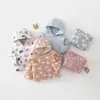 Chaqueta acolchada de otoño e invierno para niños, abrigo de algodón grueso para bebés y niños pequeños, prenda exterior unisex con capucha para bebés