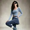 Conjunto de Yoga Elástico de Dos Piezas para Mujer con Sensación de Segunda Piel, Cuello Redondo, Almohadillas para Sujetador Incorporadas, Manga Larga, Cintura con Bloque de Color, Pantalones Falda Falsos de Dos Piezas, Conjunto de Fitness