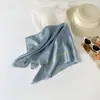 Lenço de Seda Retro com Bolinhas Estilo Francês, Versátil e Elegante para Mulheres, Lenço Quadrado Pequeno de Seda Sintética, Lenço de Cabeça 70cm, Lenço de Pescoço Estilo Coreano, Lenço