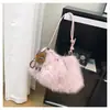 Moda japonesa y coreana minimalista de felpa 2026 colección de invierno para mujer, bolso de hombro, bolso tote y bolso cruzado elegantes y lujosos para el trabajo
