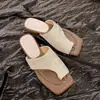 Sandálias Chunky Retro Francesas de Nicho com Presilha para Dedo do Pé Estilo Férias de Verão 2025 Sandálias Slides Trançadas para Uso Externo Feminino