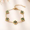 Pulsera de flor de cuatro hojas en forma de diamante, pulsera de nácar de doble cara, electrochapada, moderna y versátil, joyería para mujer al por mayor