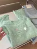 Top de Tricô Moda e Confortável Verde Menta Tencel Linho com Recortes Suéter Brilhante com Lantejoulas Confortável para Mulheres Indústria Pesada Europeia