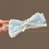 Acessórios de cabelo elegantes e sofisticados: grampos de cabelo para dar volume, presilhas de garra, presilhas verticais, presilhas de laço, presilhas banana, presilhas torcidas doces e estilosas