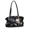 Bolsa Simples para o Dia a Dia Bolsa da Moda Feminina 2026 Chegada Nova de Inverno Bolsa de Axila Texturizada Estilosa Bolsa de Ombro Único Bolsa Feminina de Comércio Exterior