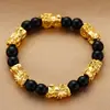 Pulseras de Agata Negra y Roja para Parejas Pixiu al por Mayor, Pulseras de Arena Dorada con Mantra de Seis Palabras, Joyería con Cuentas Chapadas en Oro para Hombres y Mujeres
