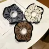 Atacado em estoque elásticos de cabelo retrô com estampa de leopardo, scrunchies, presilhas de cabelo florais da moda, elásticos de cabelo direto do fabricante