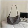 2026 Nova Bolsa de Motocicleta Americana Retro de Nicho Bolsa de Ombro de Grande Capacidade Bolsa de Axila com Múltiplos Bolsos Bolsa de Mão Feminina