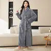 Bata de Noche para Hombre Otoño e Invierno Nuevo Coral Fleece Cálido Ropa para el Hogar con Forro Polar Bata Engrosada Pijamas de Talla Grande para Parejas