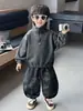 Conjunto de Sudadera con Cremallera Media para Niños de Primavera y Otoño Estilo Coreano Conjunto Deportivo de Dos Piezas para Niños Pequeños y Medianos Ropa Fresca de Comercio Exterior