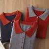 Suéter de Punto de Lana 100% Suave y Amigable con la Piel para Mujer, Manga Larga, Cuello con Solapa, Media Apertura con Botones, Bolsillo Único, Bloques de Color de Moda, Invierno