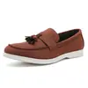 Sapatos Casuais de Couro Respirável Loafers Masculinos Sem Cadarço Tamanho Plus Size com Borla Estilo Novo Primavera e Outono Couro Fosco