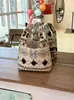 Moda de Invierno Bolso de Felpa Bolso de Mano para Mujer 2025 Nuevo Estilo Étnico Bolso Cubo Estampado Bolso de Hombro Único Bolso Cruzado