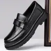 Zapatos de Hombre 2026 Tendencia de Verano Estilo Británico para Hombre Suela Blanda Casual para Exteriores y Viajes Diarios Zapatos de Piel Zapatos Casuales de Cuero con Suela Gruesa