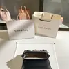 Una generación de bolsos pequeños de lujo ligero de nicho de alta gama 2024 nuevo bolso de mano de moda bolso de hombro bandolera venta al por mayor