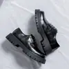 Sapatos de couro masculinos couro de vaca negócios preto alta qualidade estilo britânico masculino plataforma dedo do pé grande sapatos Derby aumento de altura sapatos casuais