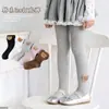 Calcetines para niños al por mayor transfronterizos primavera y otoño pantalones base para bebé medias para niños oso pequeño de dibujos animados medias de otoño para niñas