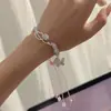 Novo Pulseira de Miçangas com Borboleta e Lótus com Pingente de Borla Feminina Luxo Leve Sensação de Alto Padrão Super Fada Pequena Clara Fina Meio Pulseira Pulseira para Mulheres