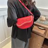 Bolso Pequeño de Estilo Occidental para Mujer 2024 Nuevo Bolso de Silla de Montar de Moda de Primavera y Verano Bolso Casual Texturizado para Hombro o Cruzado Bolso Semirredondo