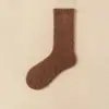 Meias de flanela coral para mulheres, espessadas para aquecimento no outono e inverno, meias de pelúcia para usar em casa, meias para dormir, extra espessas para dormir no inverno