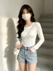 Camiseta feminina de manga longa com ombros retos, feita de tecido térmico, para outono e inverno, corte justo, moderna, quente, camiseta básica simples de gola redonda para meninas