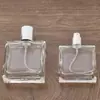 Botella dispensadora de perfume de 30 ml Botella de perfume de alta gama de 50 ml Tapa plateada de rosca Botella de perfume Botella de muestra de perfume de marca reconocida