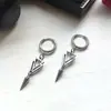 Pendientes de Punta, Pendientes Punk Góticos, Joyería Gótica, Pendientes de Aro, Estilo Emo Rock, Estilo Bruja Milenial, Estilo Oscuro