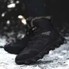 Novos Sapatos de Inverno para Exterior para Homens, Botas de Neve com Pele Integrada, Botas de Caminhada Esportivas, Sapatos de Algodão com Veludo Plus, Sapatos Casuais