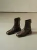 Botas Elásticas Ajustadas Cuadradas Retro para Mujer 2026 Estilo Nuevo Tacón Grueso Botines Chelsea Cortos Botas de Cuero para Viajes con Cremallera Trasera