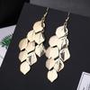 Aretes de moda, versátiles, modernos, de metal, estilo de borla exagerada, elementos largos de moda, aretes, ganchos para la oreja