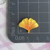 Mini Plantas Tropicais Verdes, Folhas de Ginkgo, Folhas de Bordo, Acessórios de Resina de Trevo, Acessórios de Cabelo de Folhas Coloridas, Materiais de Decoração para Capa de Celular