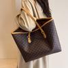 Bolsa de grande capacidade para mulheres outono all-matching 2023 nova bolsa de ombro casual este ano popular classe commuter tote bag