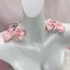 Broche de peito com laço de fita rosa com corrente Suprimentos femininos Ferramentas divertidas SM Sedução Clipe Yin Mamilo Plug anal