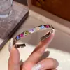 Pulsera Abierta Geométrica de Circonita Transfronteriza Europea y Americana de Nicho de Alta Gama con Personalidad Joyería de Mano Exquisita de Lujo Ligero Retro para Mujeres
