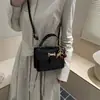 Bolso de Mano de Color Sólido Simple y Elegante 2026 Primavera Nuevo Casual Chic Hombro Cruzado Pequeño Cuadrado para Mujer