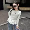 Conjunto de Top Rayado con Cordones para Niñas Primavera 2026 Nuevo Elegante Casual Jeans Acampanados para Niñas