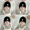 Gorros para Bebé para Otoño e Invierno Etiqueta Redonda Coreana con Letras para Niños y Niñas, Gorros Cálidos de Lana para Bebés de Pocos Meses, Gorros con Protección para las Orejas