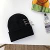 Gorro de Lana Hip Hop de Moda Coreana con Pin de Anillo Otoño e Invierno Pareja Celebridad de Internet Moda Gorro Roto Gorro de Punto para Hombre y Mujer
